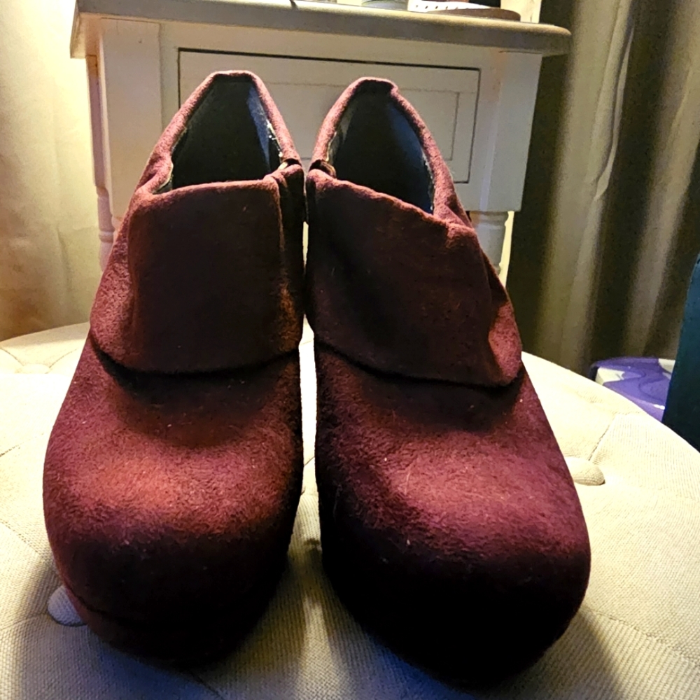 Burgundy Wedge Shoes